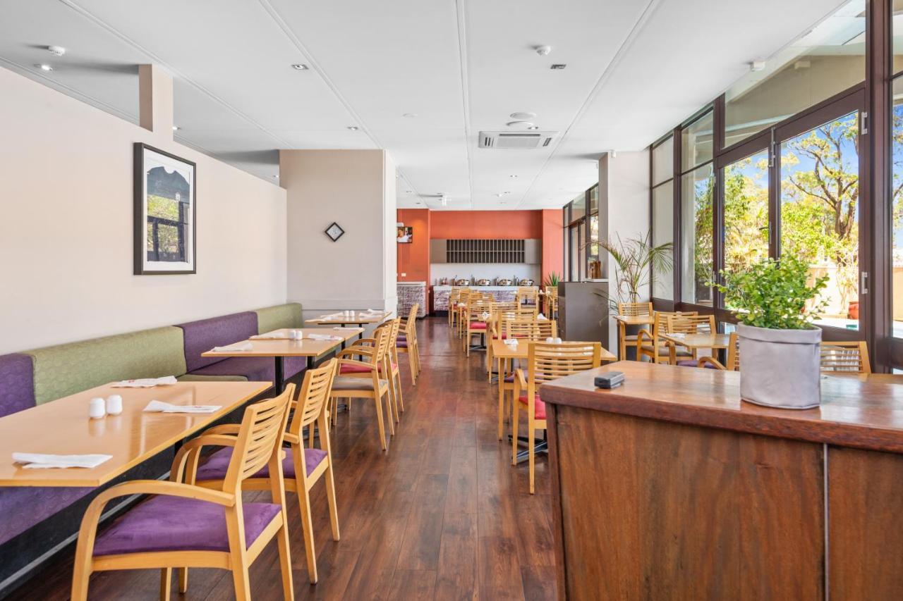 The Plaza Hotel Kalgoorlie Bagian luar foto