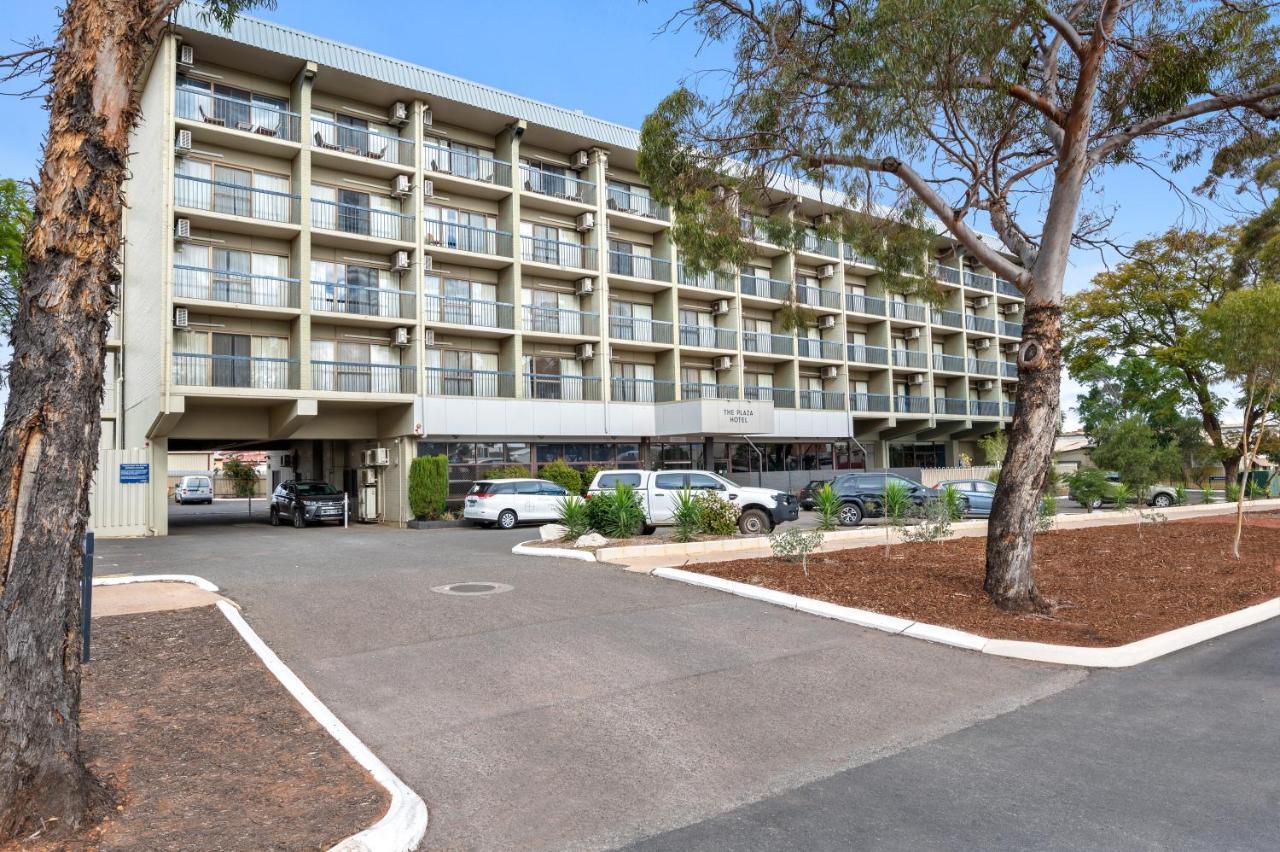 The Plaza Hotel Kalgoorlie Bagian luar foto